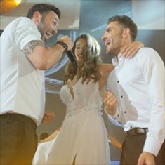 אימפריה של חתונה: ישראל אטיאס התחתן